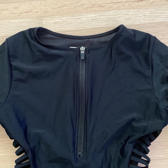 Forever 21 sexy swimsuit wetsuit one piece - Picture 4 of 7